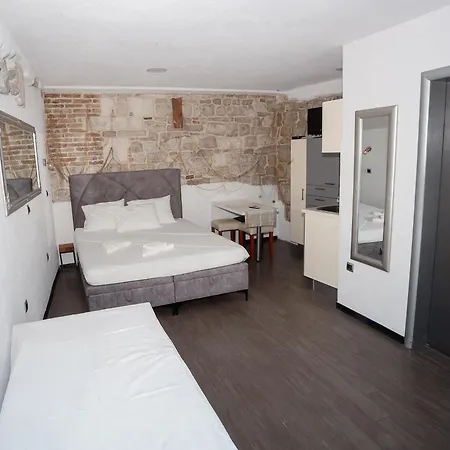 Nikolla Apartman Split