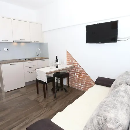 Apartman Nikolla *