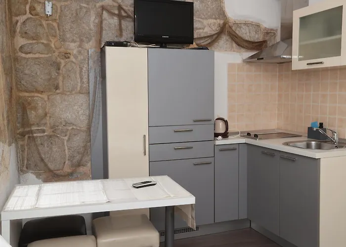 Nikolla Διαμέρισμα Σπλιτ