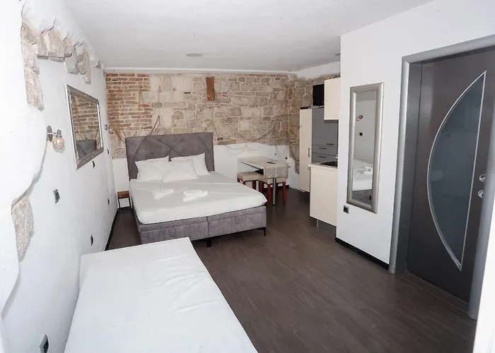 Nikolla شقة سبليت