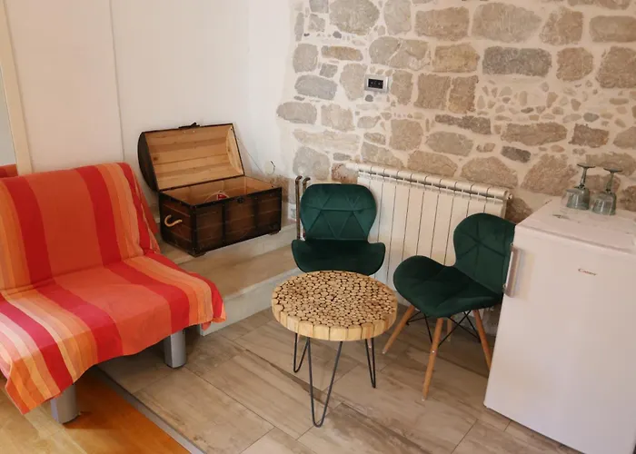 Nikolla Διαμέρισμα Σπλιτ