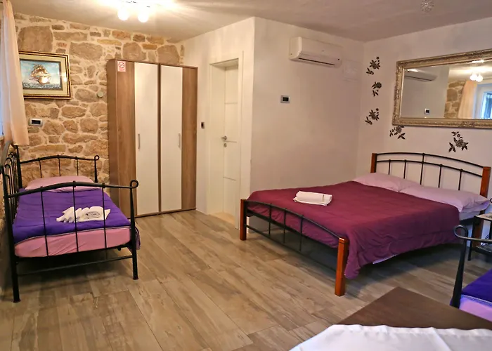 Nikolla Διαμέρισμα *