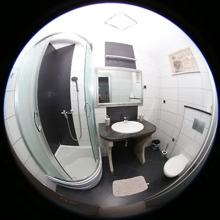 Nikolla Apartamento *