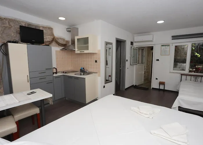 Апартаменты Nikolla Сплит