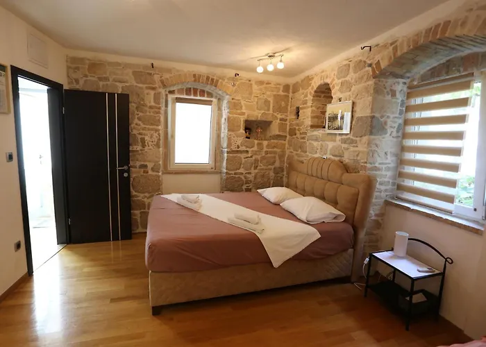 尼克拉公寓式酒店