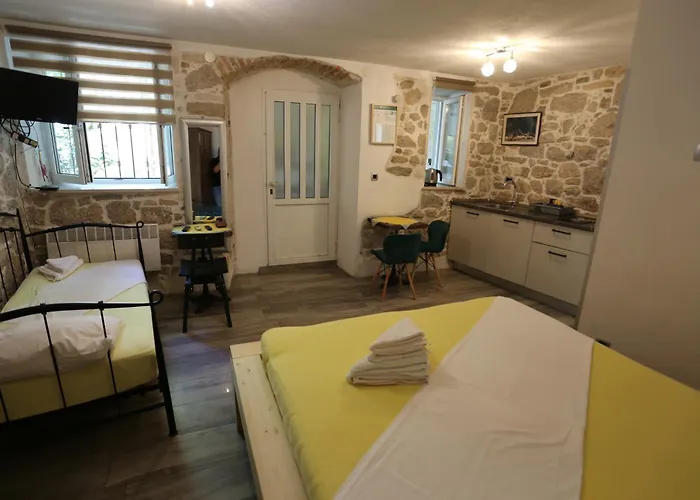 公寓 尼克拉公寓式酒店 斯普利特