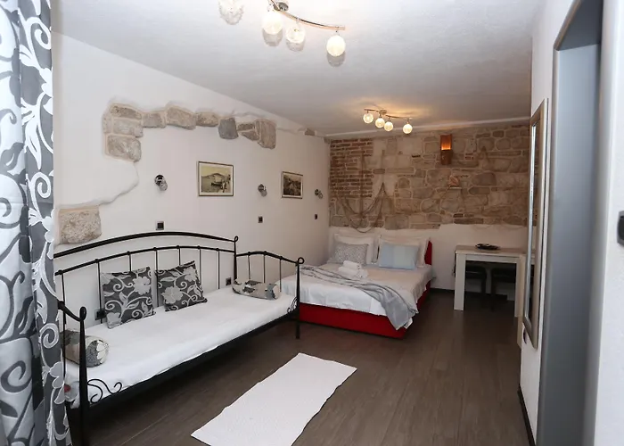 Nikolla Апартаменты