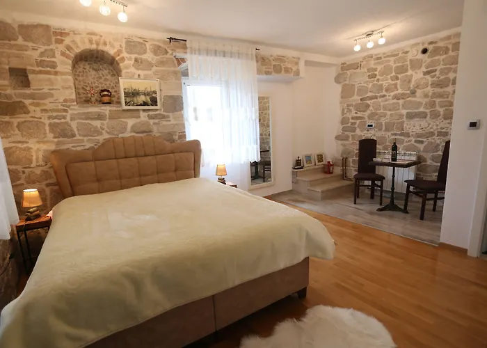 Nikolla Апартаменты Сплит