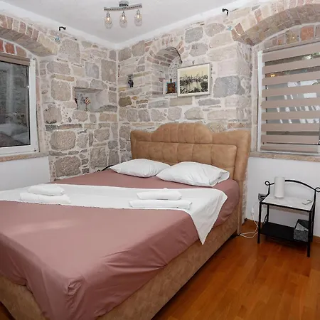 Apartment Nikolla