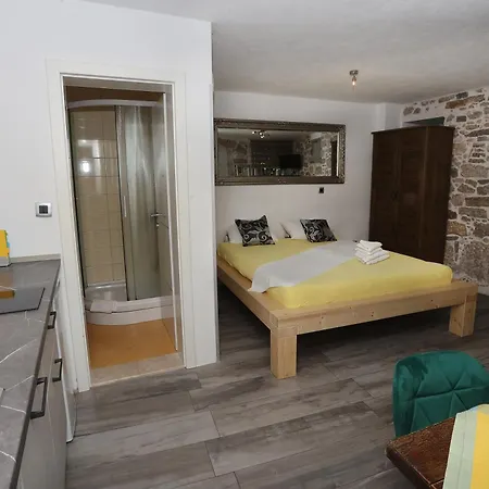 Apartment Nikolla