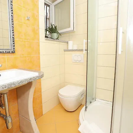 Nikolla Apartment Split