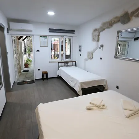 Nikolla * 스플리트