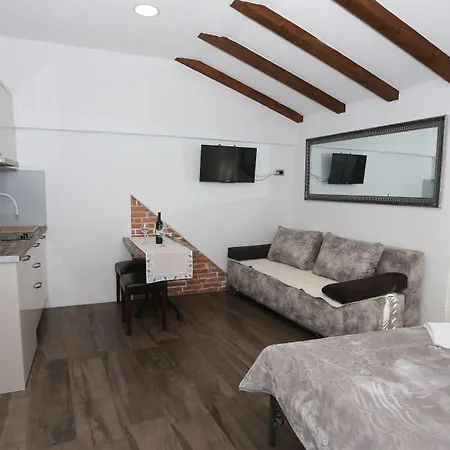 아파트 Nikolla 스플리트